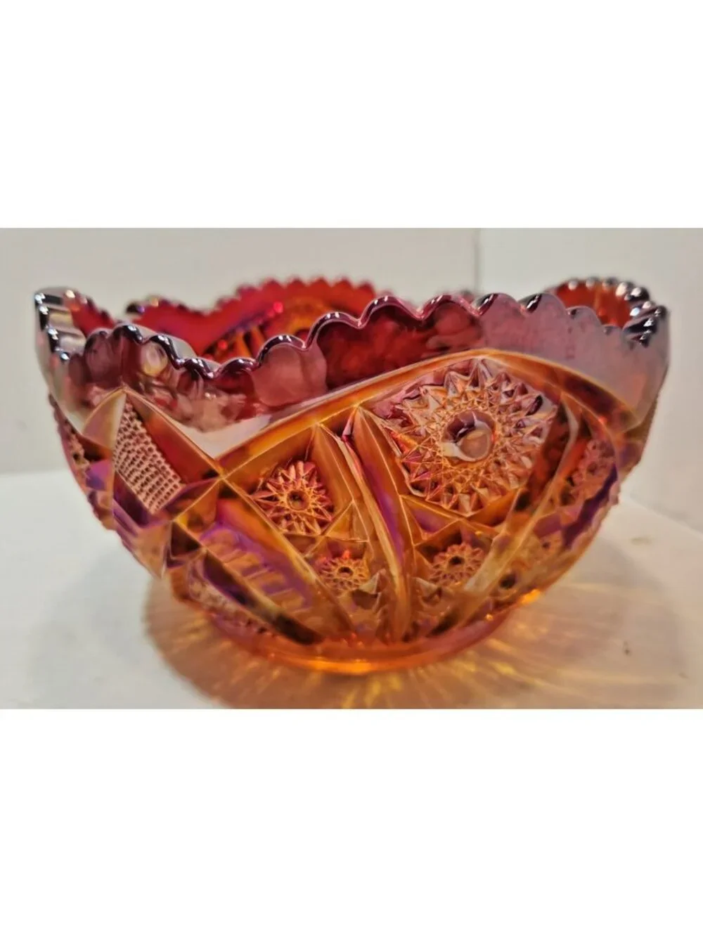 Vintage Indiana Glass Sunset Orange Amberina Heirloom Carnival Glass Bowl 8.5”